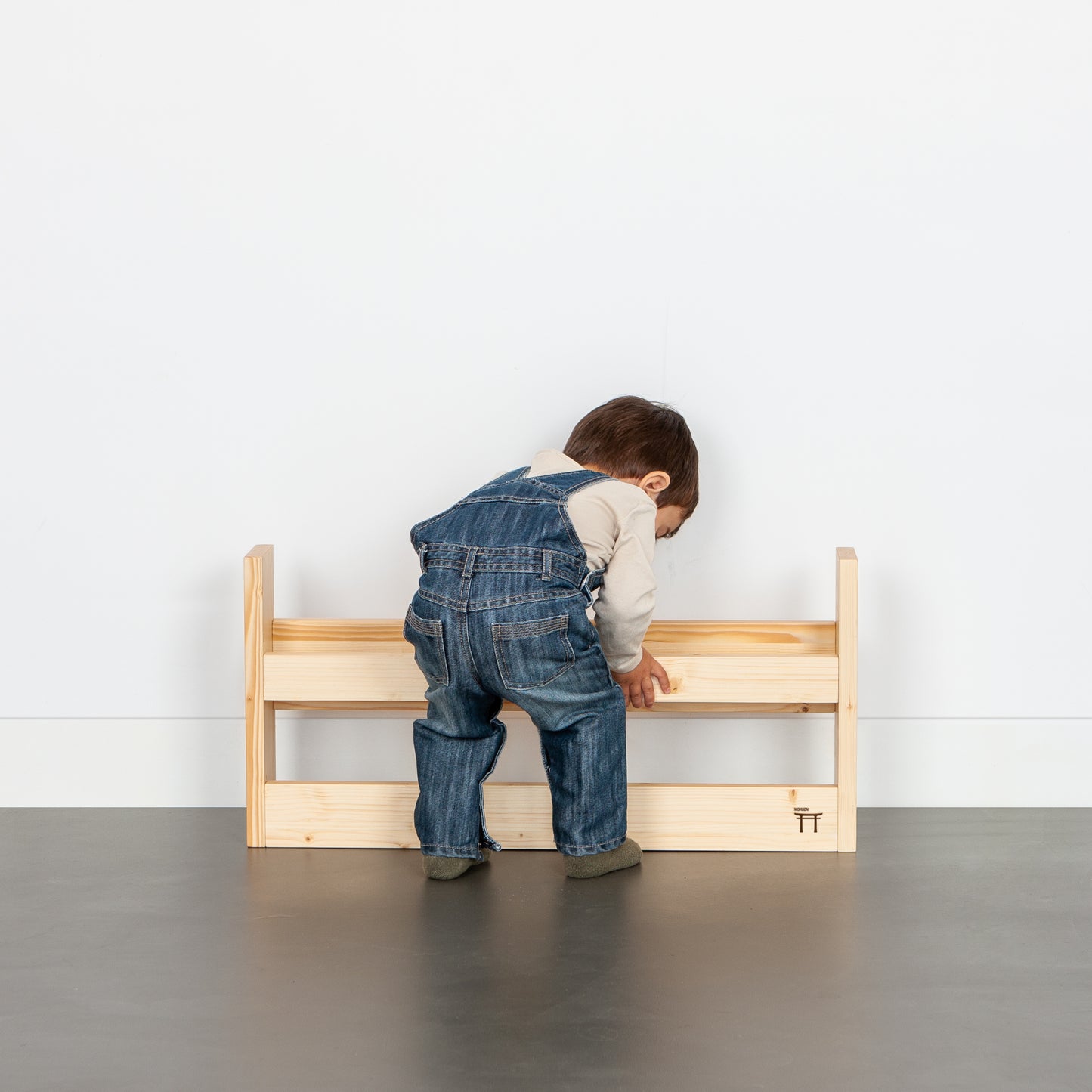 Librería de madera Montessori Toshokan